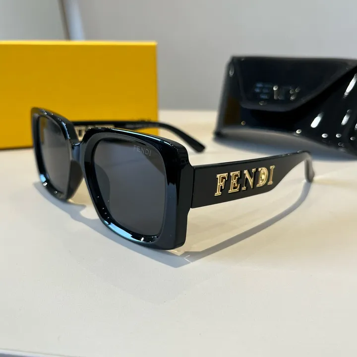 スーパーコピー フェンディ サングラス
