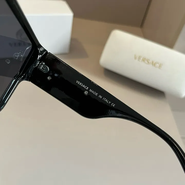 スーパーコピー ヴェルサーチ サングラス