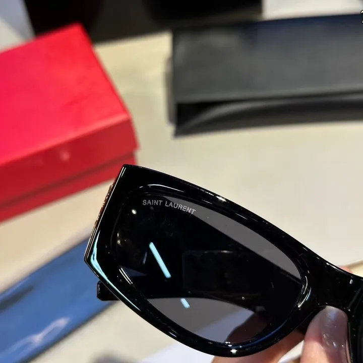 スーパーコピー イブサンローラン サングラス