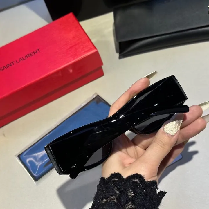 スーパーコピー イブサンローラン サングラス