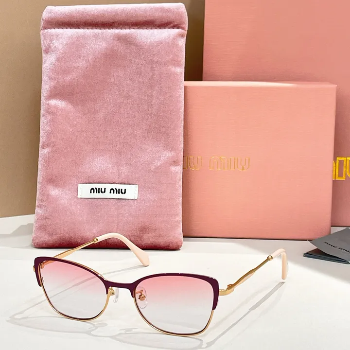 スーパーコピー ミュウミュウ サングラス