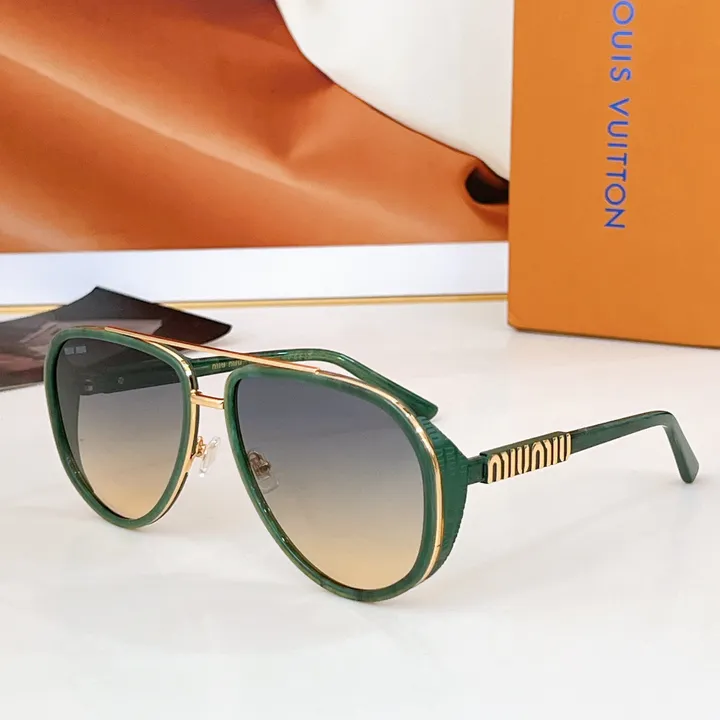 スーパーコピー ミュウミュウ サングラス