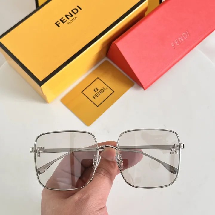 スーパーコピー フェンディ サングラス