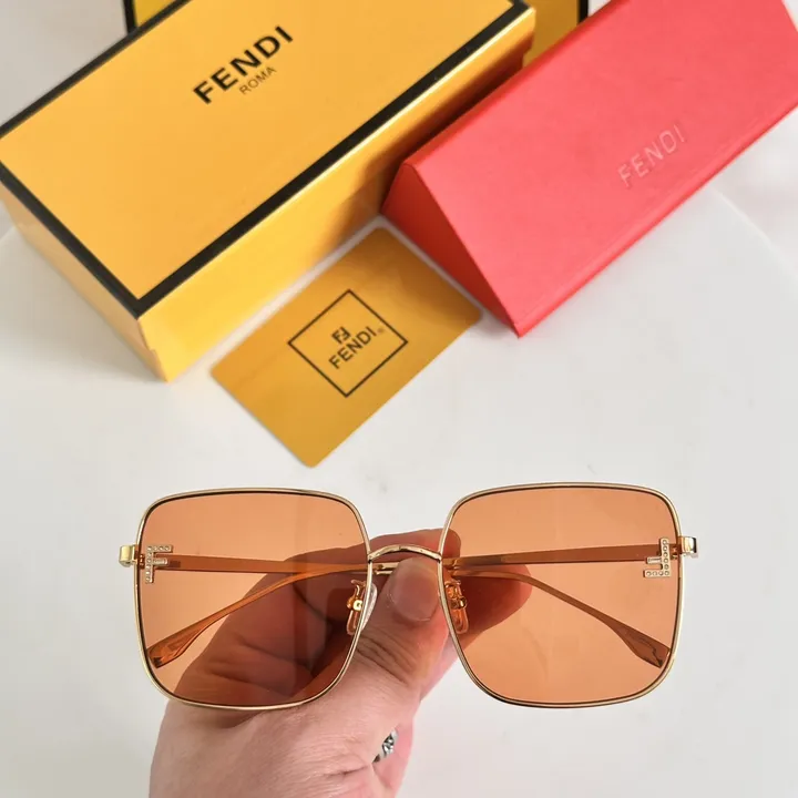 スーパーコピー フェンディ サングラス