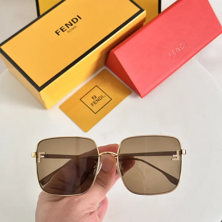 スーパーコピー フェンディ サングラス