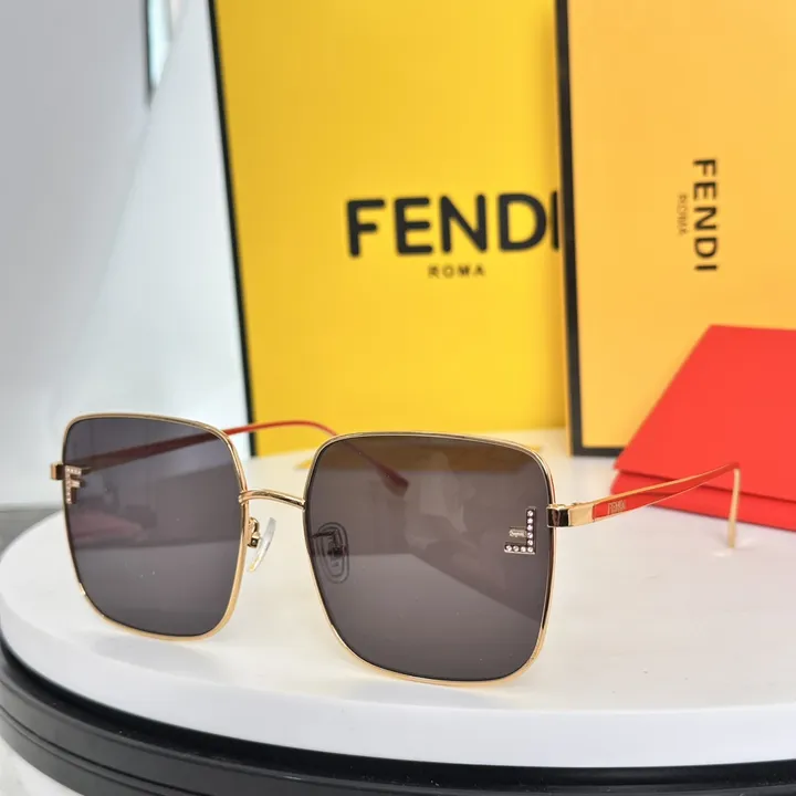 スーパーコピー フェンディ サングラス