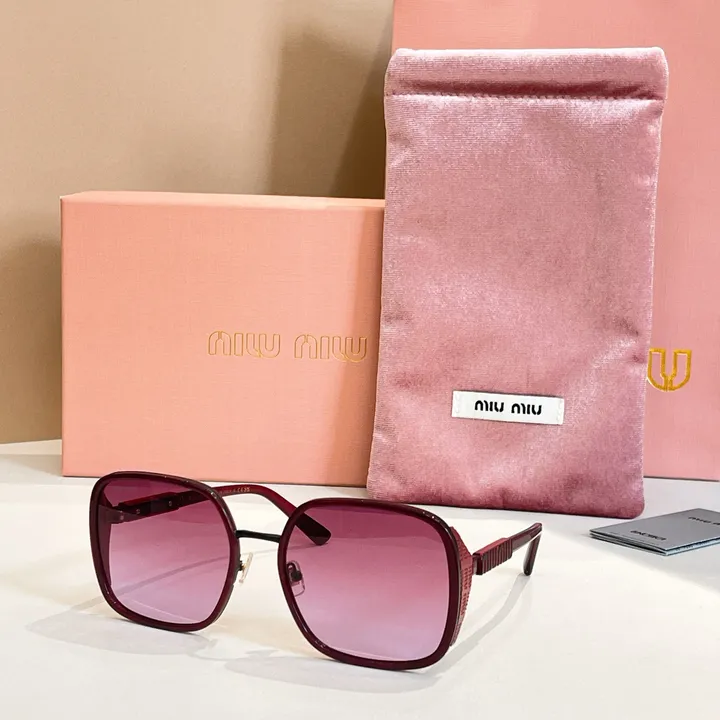 スーパーコピー ミュウミュウ サングラス