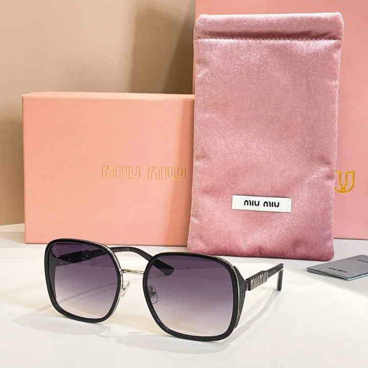 スーパーコピー ミュウミュウ サングラス