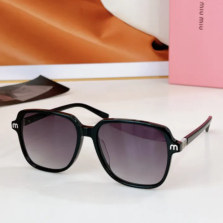 スーパーコピー ミュウミュウ サングラス