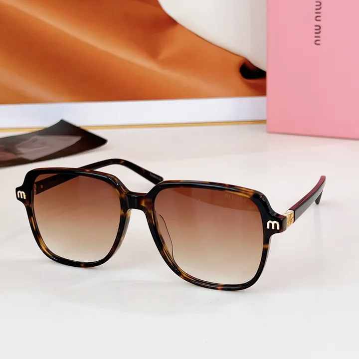 スーパーコピー ミュウミュウ サングラス