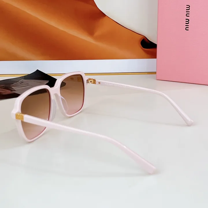 スーパーコピー ミュウミュウ サングラス