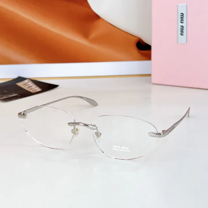 スーパーコピー ミュウミュウ サングラス