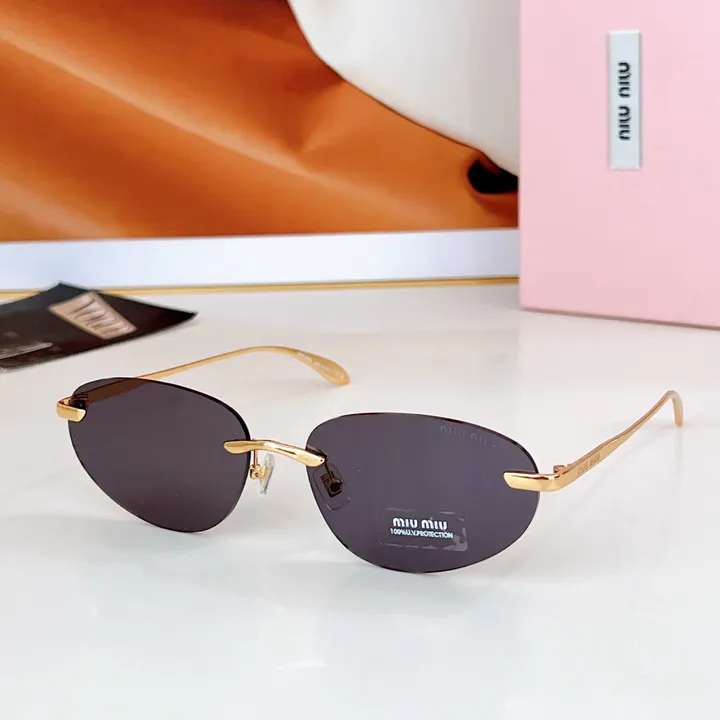 スーパーコピー ミュウミュウ サングラス