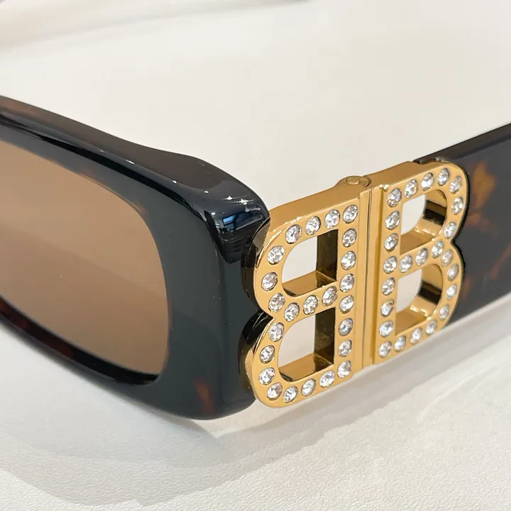 スーパーコピー バレンシアガ サングラス