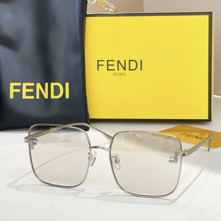 スーパーコピー フェンディ サングラス