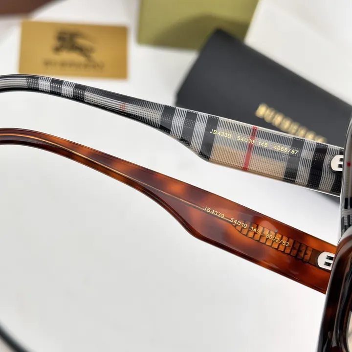 スーパーコピー バーバリー ス サングラス