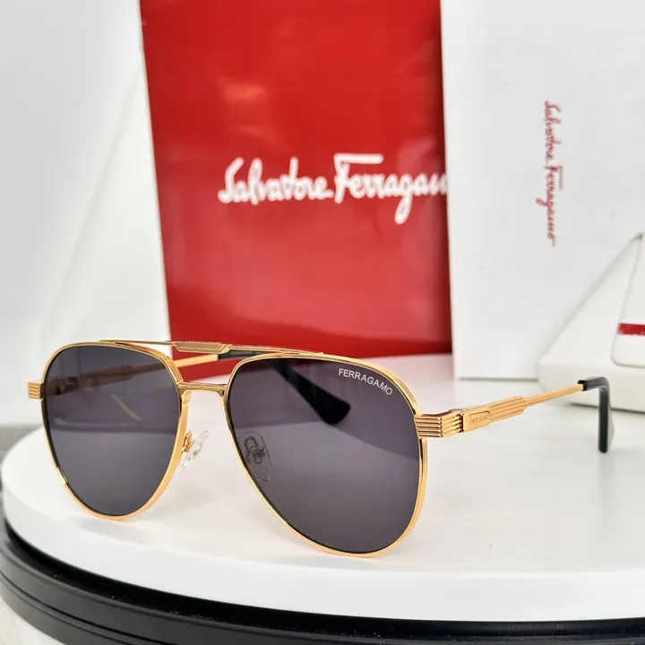 スーパーコピー フェラガモ サングラス