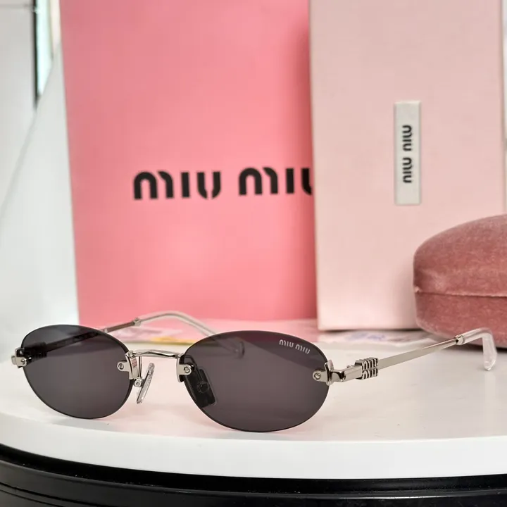 スーパーコピー ミュウミュウ サングラス