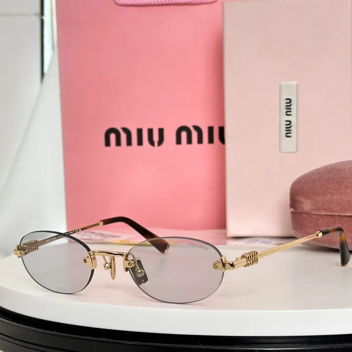 スーパーコピー ミュウミュウ サングラス