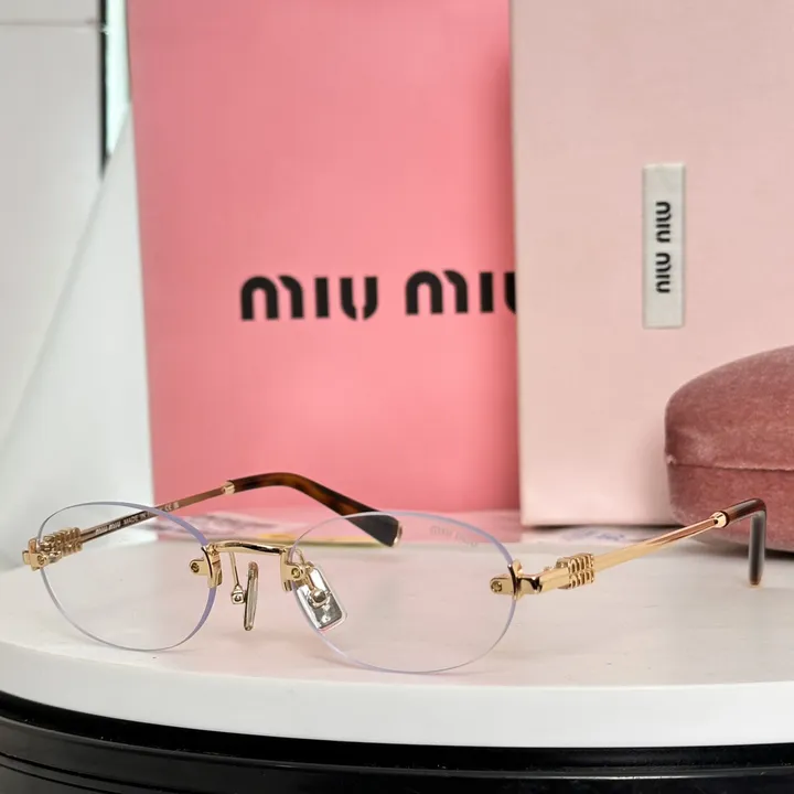 スーパーコピー ミュウミュウ サングラス