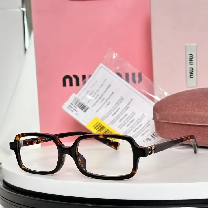 スーパーコピー ミュウミュウ サングラス