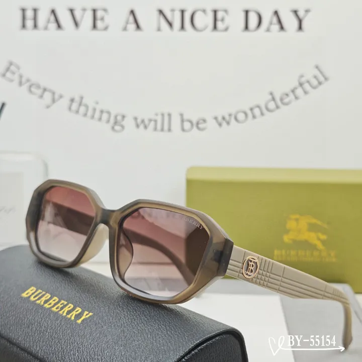 スーパーコピー バーバリー ス サングラス