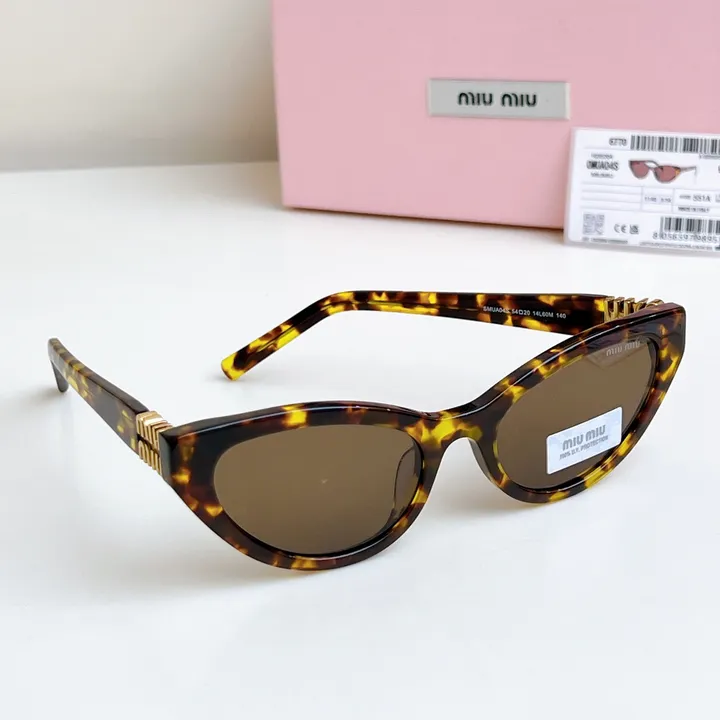 スーパーコピー ミュウミュウ サングラス
