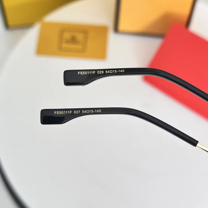 スーパーコピー フェンディ サングラス