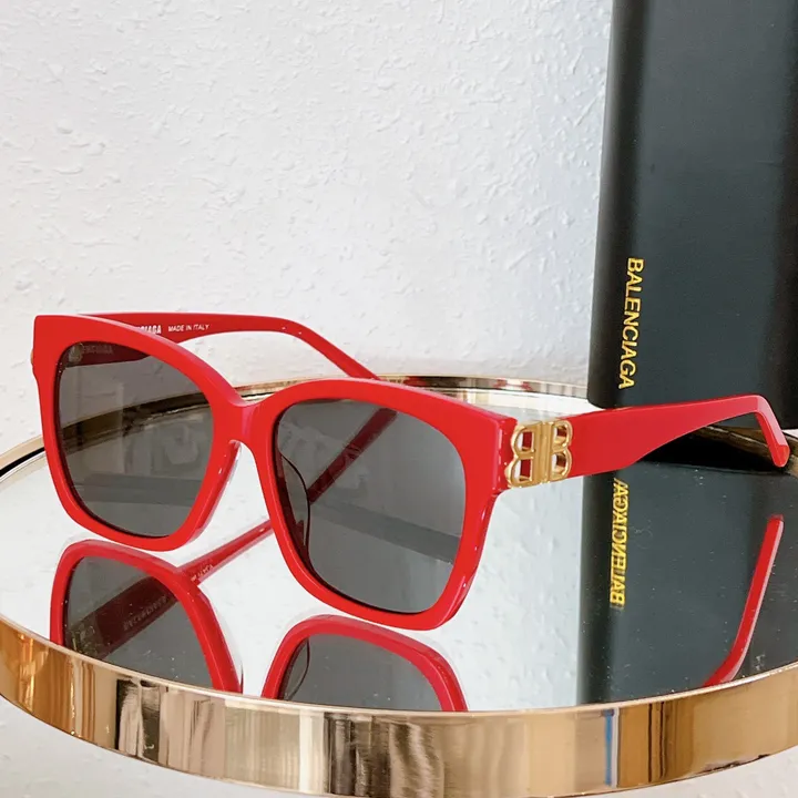 スーパーコピー バレンシアガ サングラス