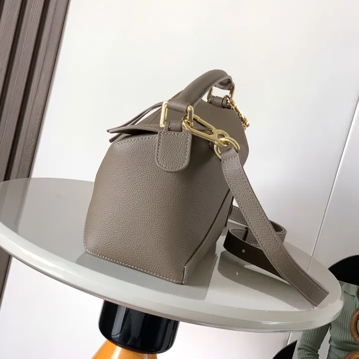 スーパーコピー ロエベ サングラス