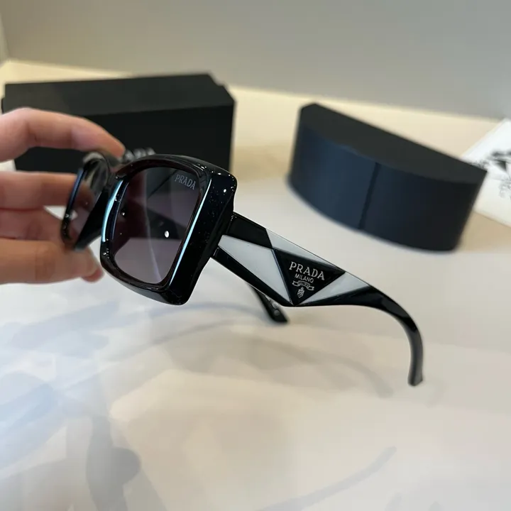 スーパーコピー プラダ サングラス