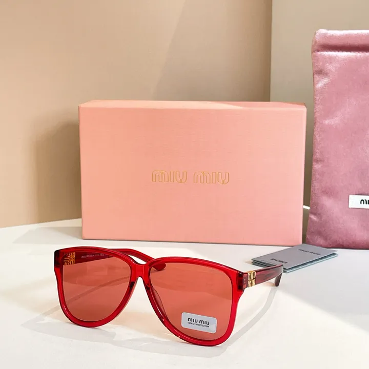 スーパーコピー ミュウミュウ サングラス