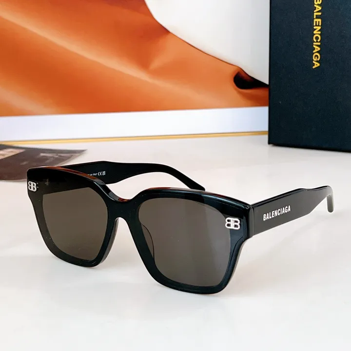 スーパーコピー バレンシアガ サングラス