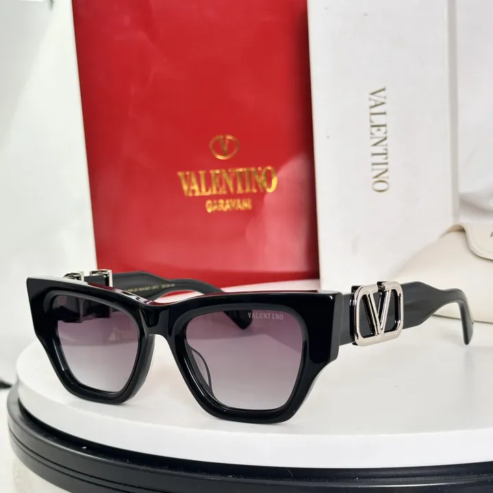 スーパーコピー ヴァレンティノ サングラス