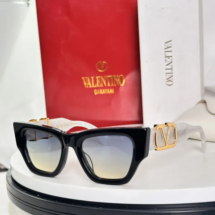 スーパーコピー ヴァレンティノ サングラス