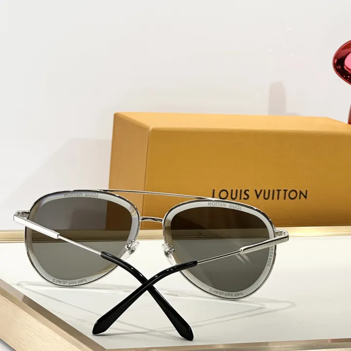 スーパーコピー ルイヴィトン サングラス