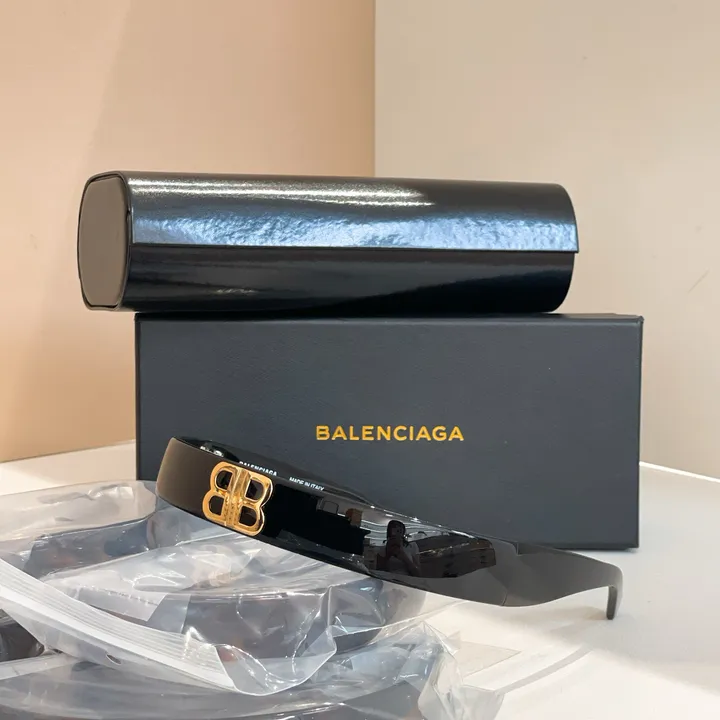 スーパーコピー バレンシアガ サングラス