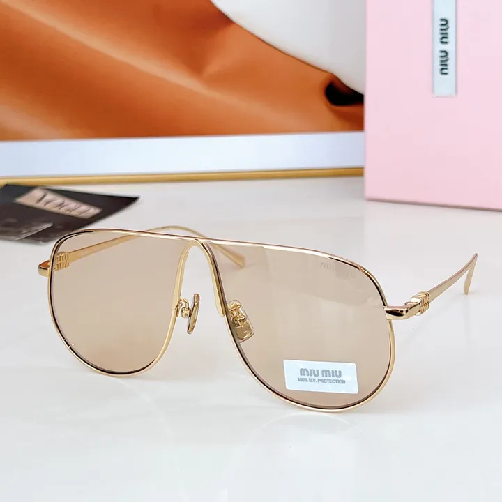 スーパーコピー ミュウミュウ サングラス