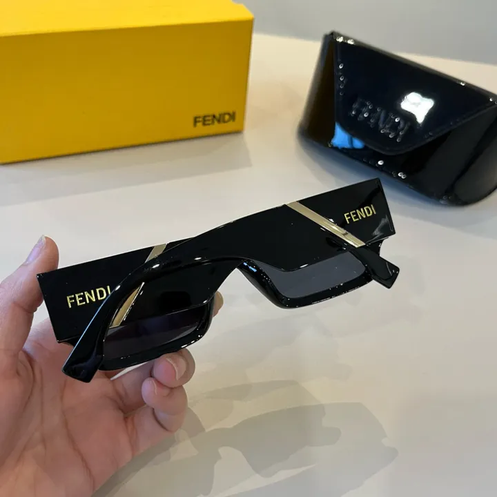 スーパーコピー フェンディ サングラス