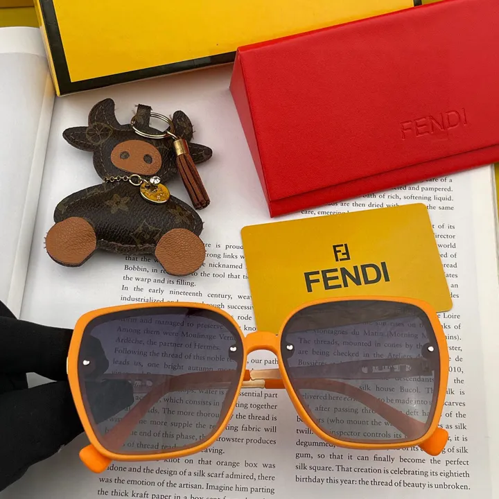 スーパーコピー フェンディ サングラス