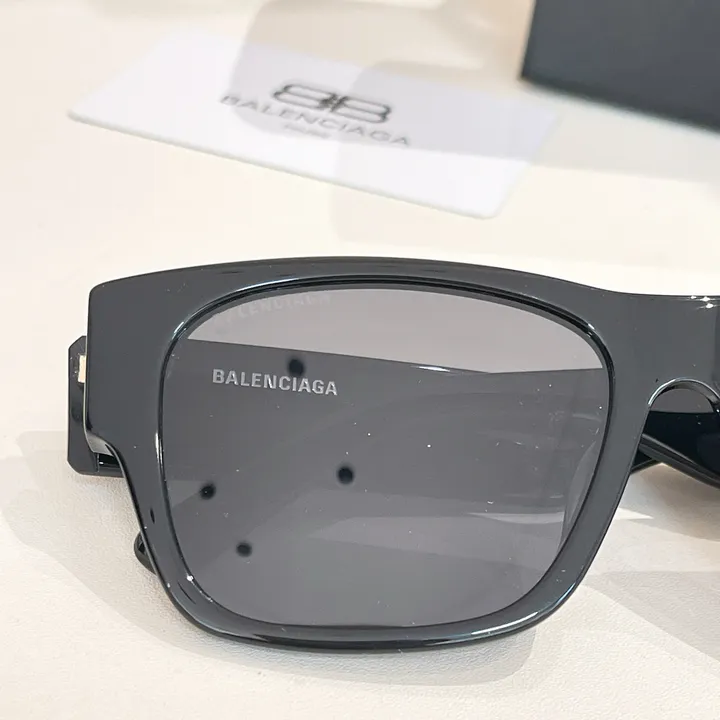 スーパーコピー バレンシアガ サングラス