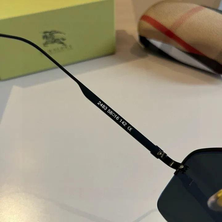 スーパーコピー バーバリー ス サングラス