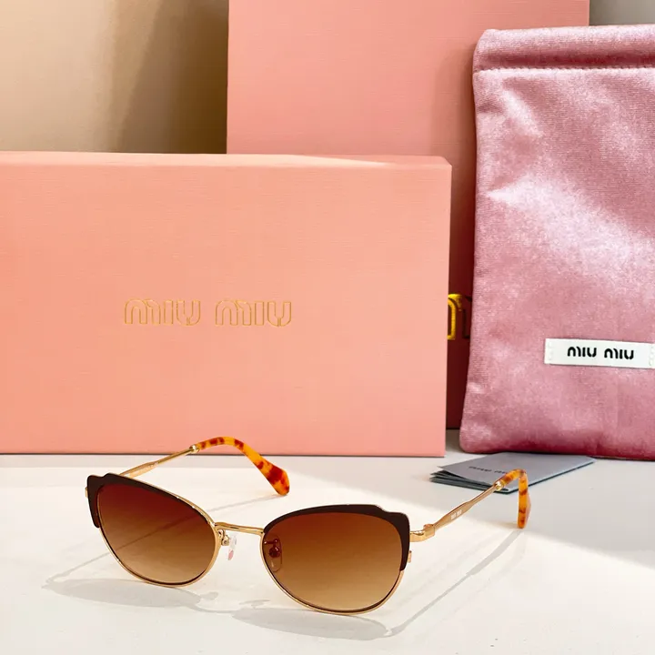 スーパーコピー ミュウミュウ サングラス