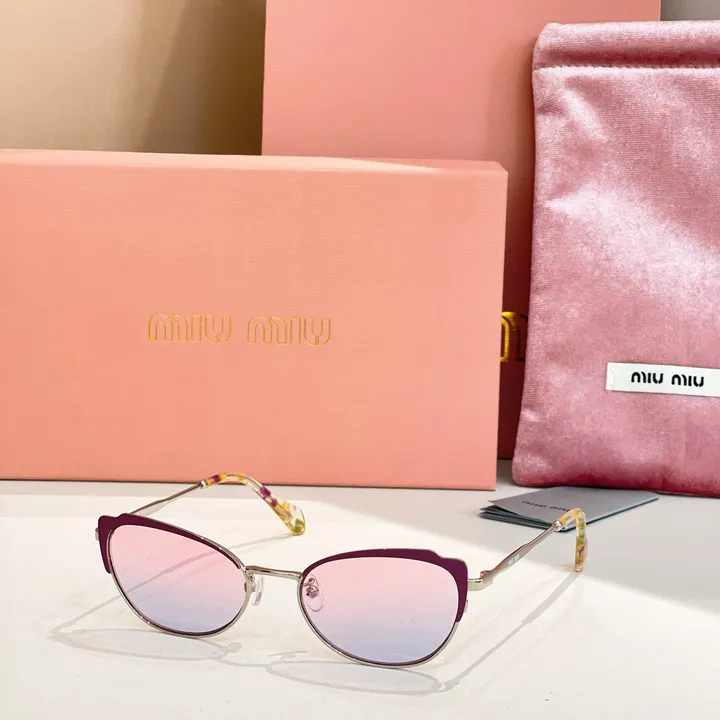 スーパーコピー ミュウミュウ サングラス