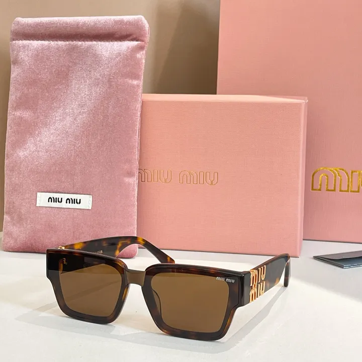 スーパーコピー ミュウミュウ サングラス