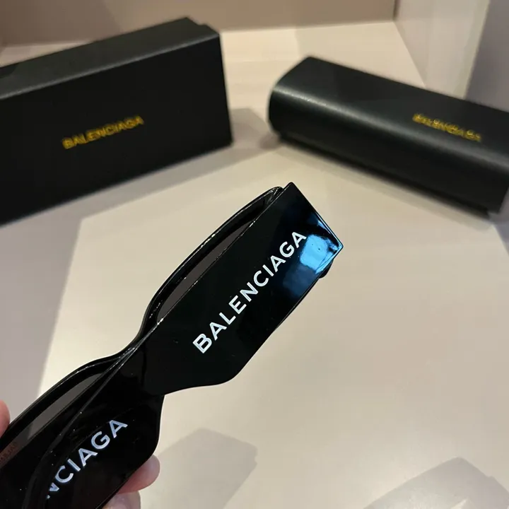 スーパーコピー バレンシアガ サングラス