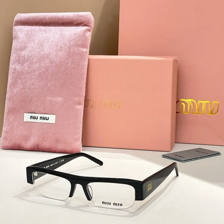 スーパーコピー ミュウミュウ サングラス