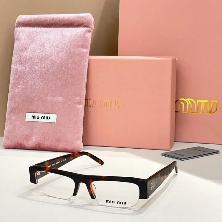 スーパーコピー ミュウミュウ サングラス