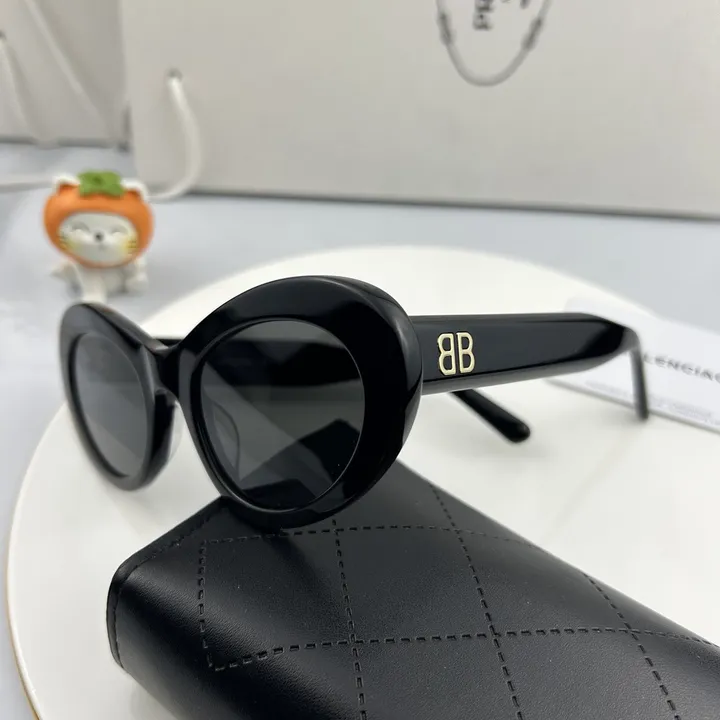 スーパーコピー バレンシアガ サングラス