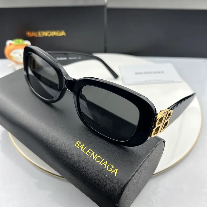 スーパーコピー バレンシアガ サングラス